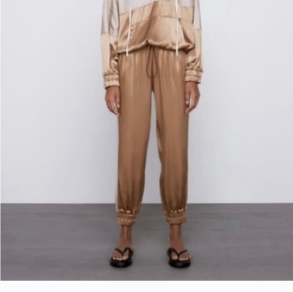 ZARA Satin Joggers. Tan with white side panel. Size XS - Picture 4 of 14